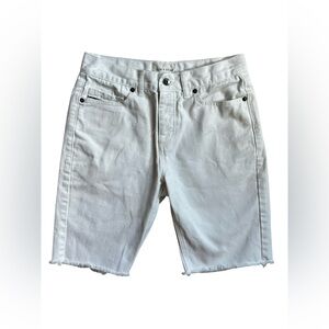 SUN + STONE Denim BERMUDA Jean Shorts Mid-Rise White Raw Hem Women’s Size 29.